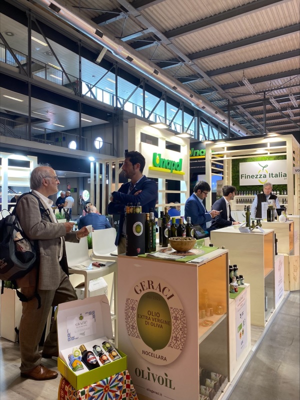 Unapol at TuttoFood: the perfect trade show booth for our client - 2