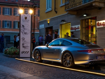 Smart Eventi created an exhibition area in Monza for a promotional activity signed by Porsche